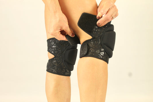 Olra Grippy Knee Pads Black Bodhi Print